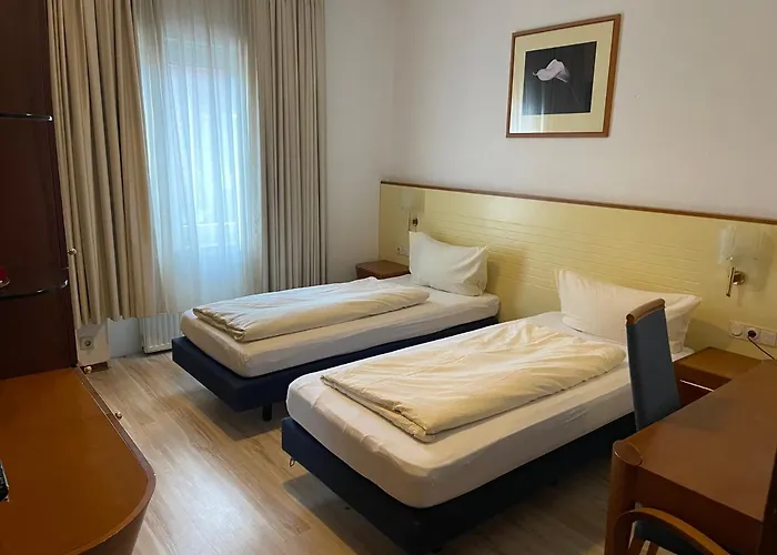 Zum Klueverbaum Hotel Brema