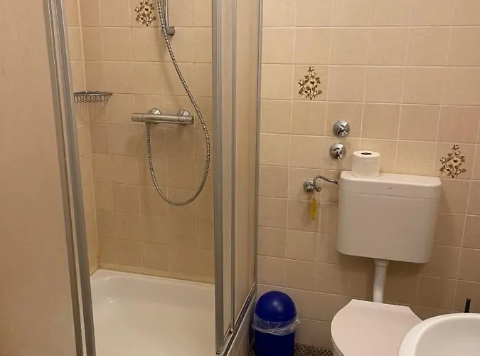 Zum Klueverbaum Hotel 2*